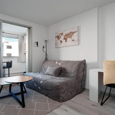 Port La Madrague N13 2p4 *